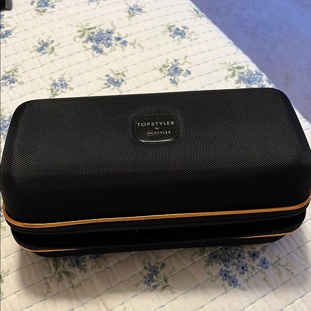 NWOT Topstyler by InStyler ceramic sea shells